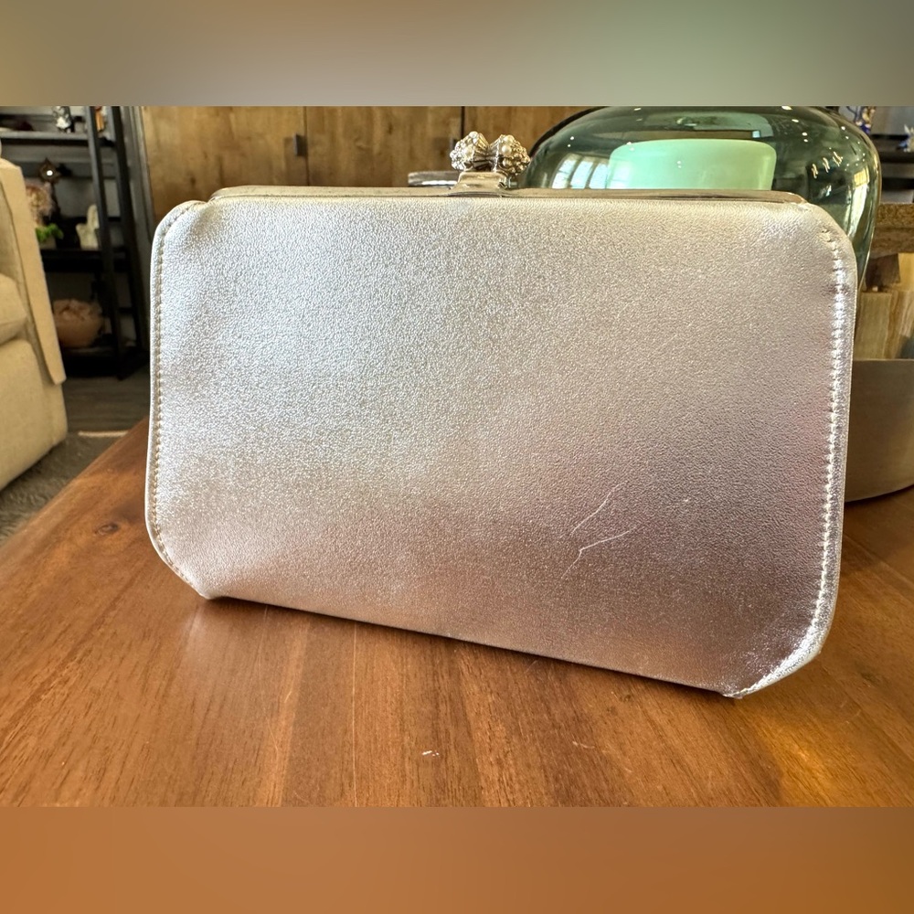 Vintage Silver Clutch Bag - Picture 6 of 9